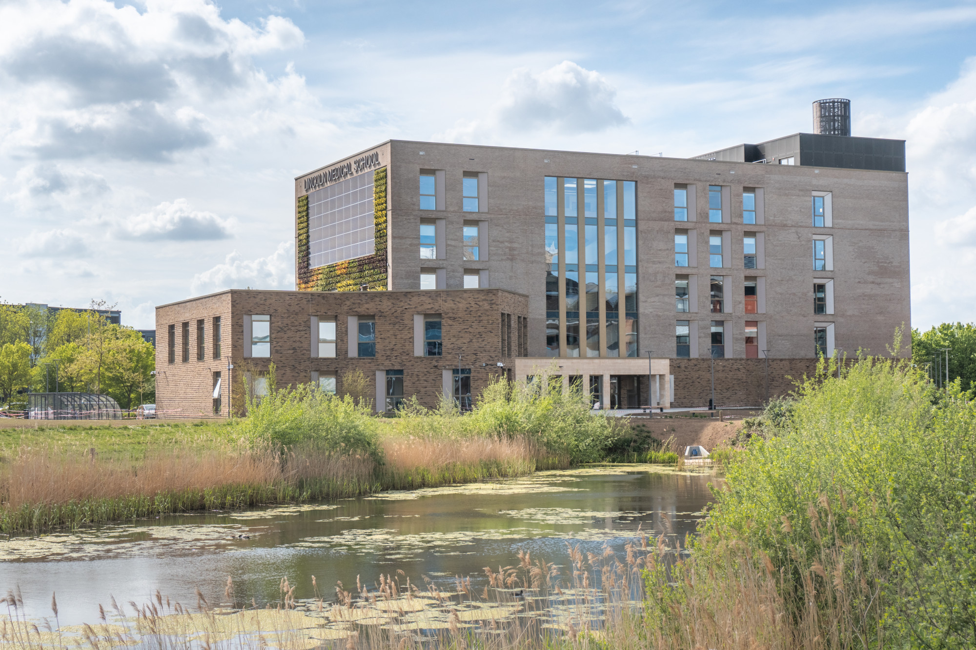 2946 - Lincoln Medical School-20