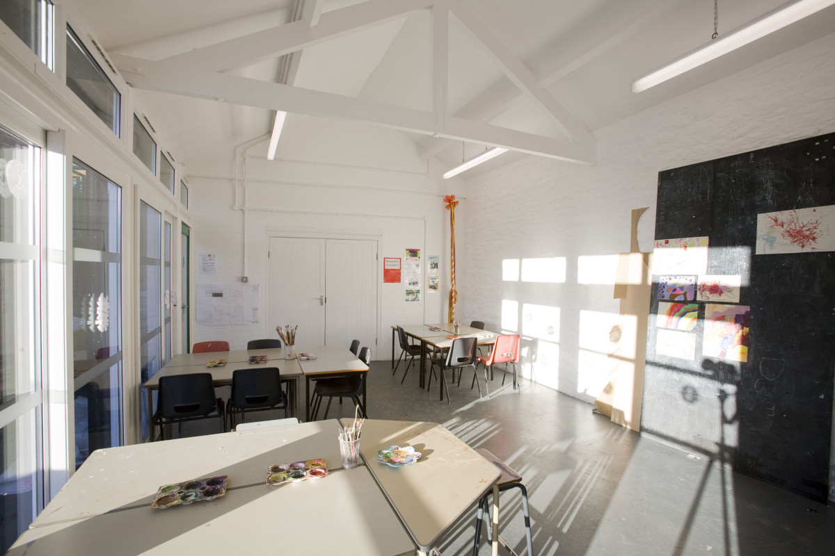 012041-b%200017.jpg image