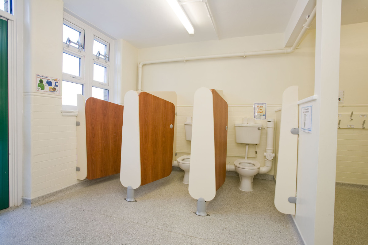 012041-b%200027.jpg image