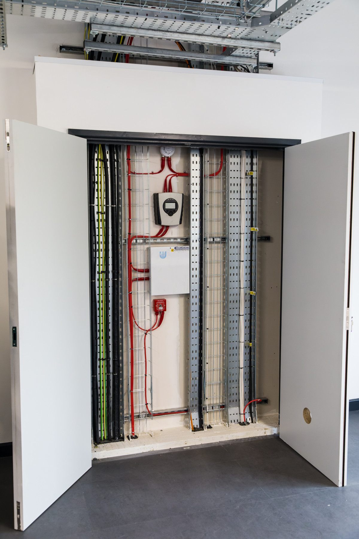 RO-5DMIV-20230308-0057-CR2.jpg image